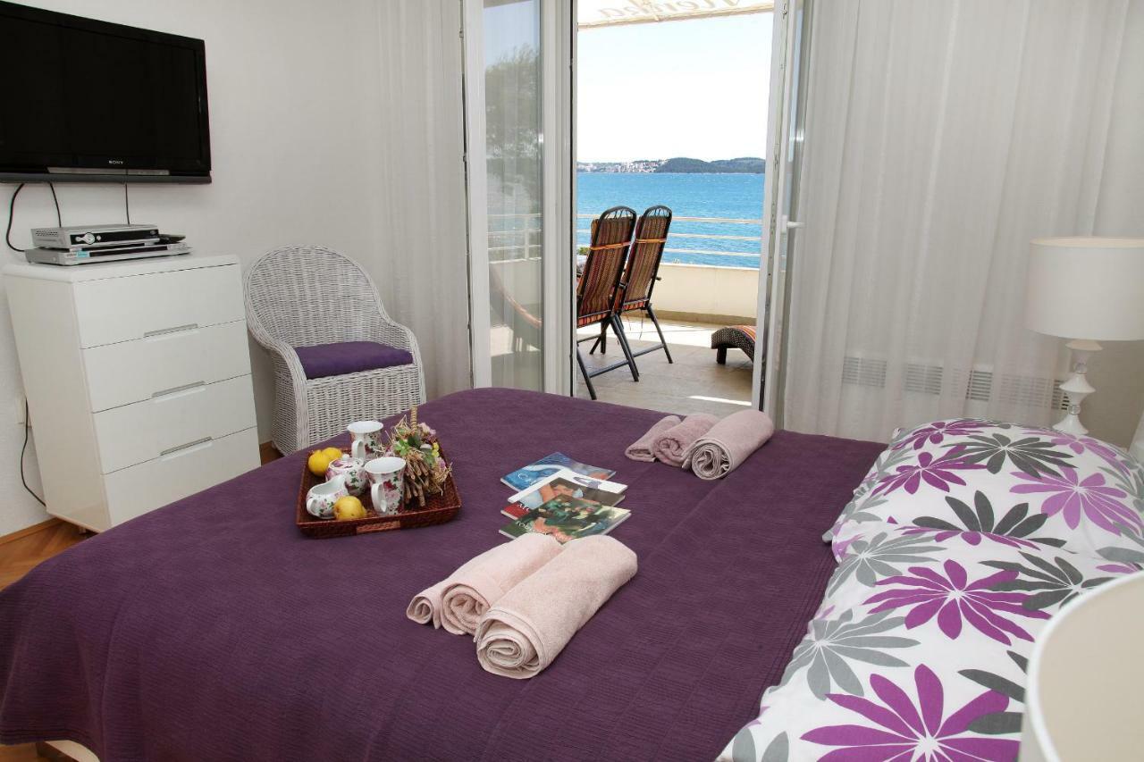Gem Of The Sea Luxury Beach Apartment With Brand New Heating Infinity Pool Трогир Экстерьер фото